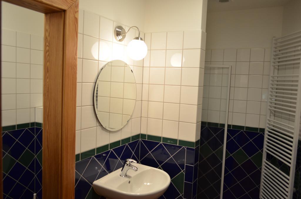 Restaurace A Penzion U Pešíků Cervený Kostelec Quarto foto